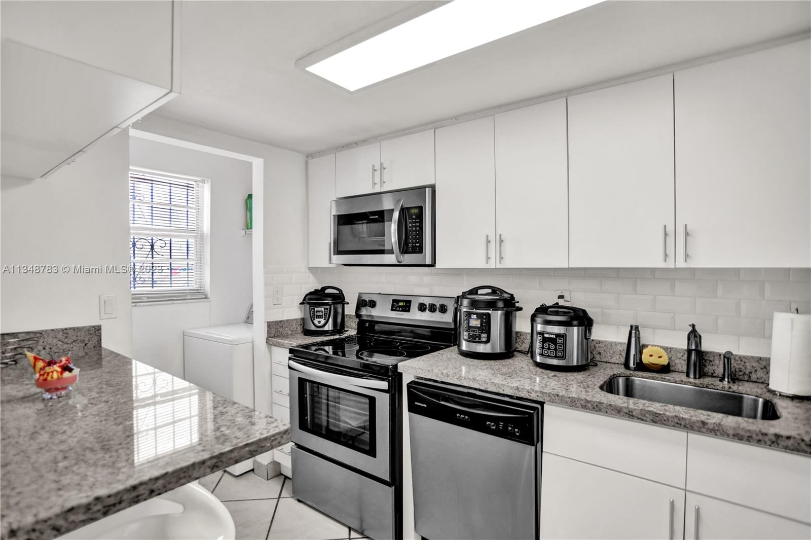 5575 W 17th Ave Unit: 1106