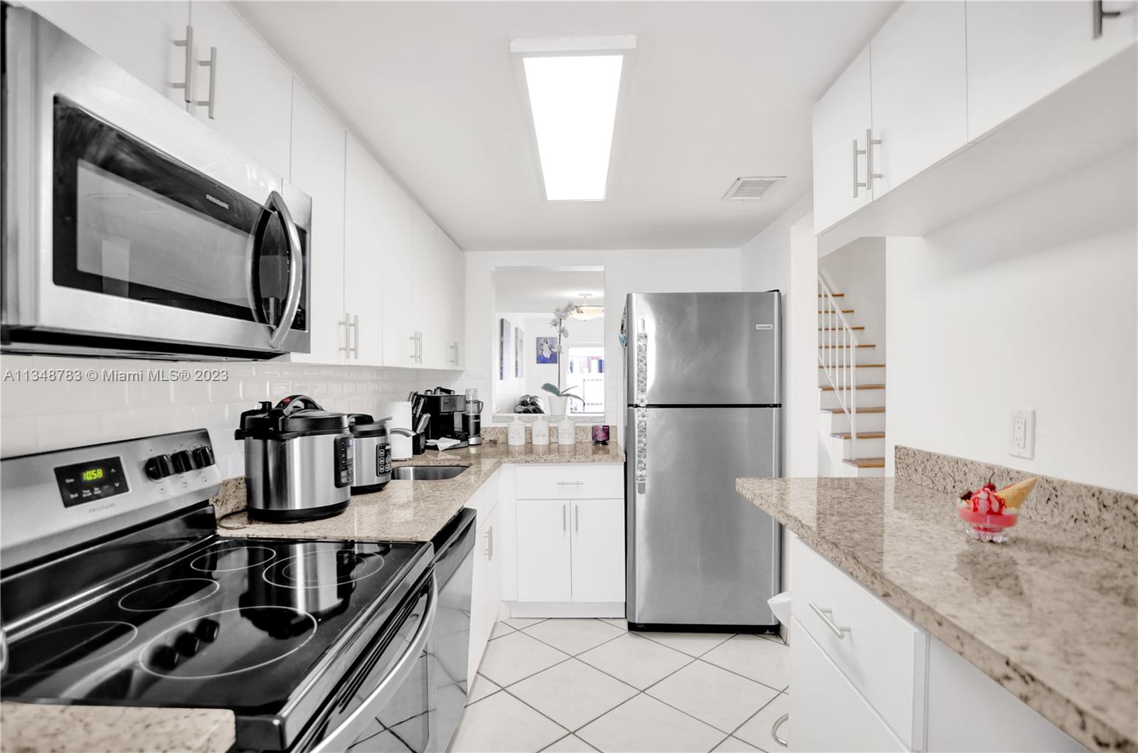 5575 W 17th Ave Unit: 1106