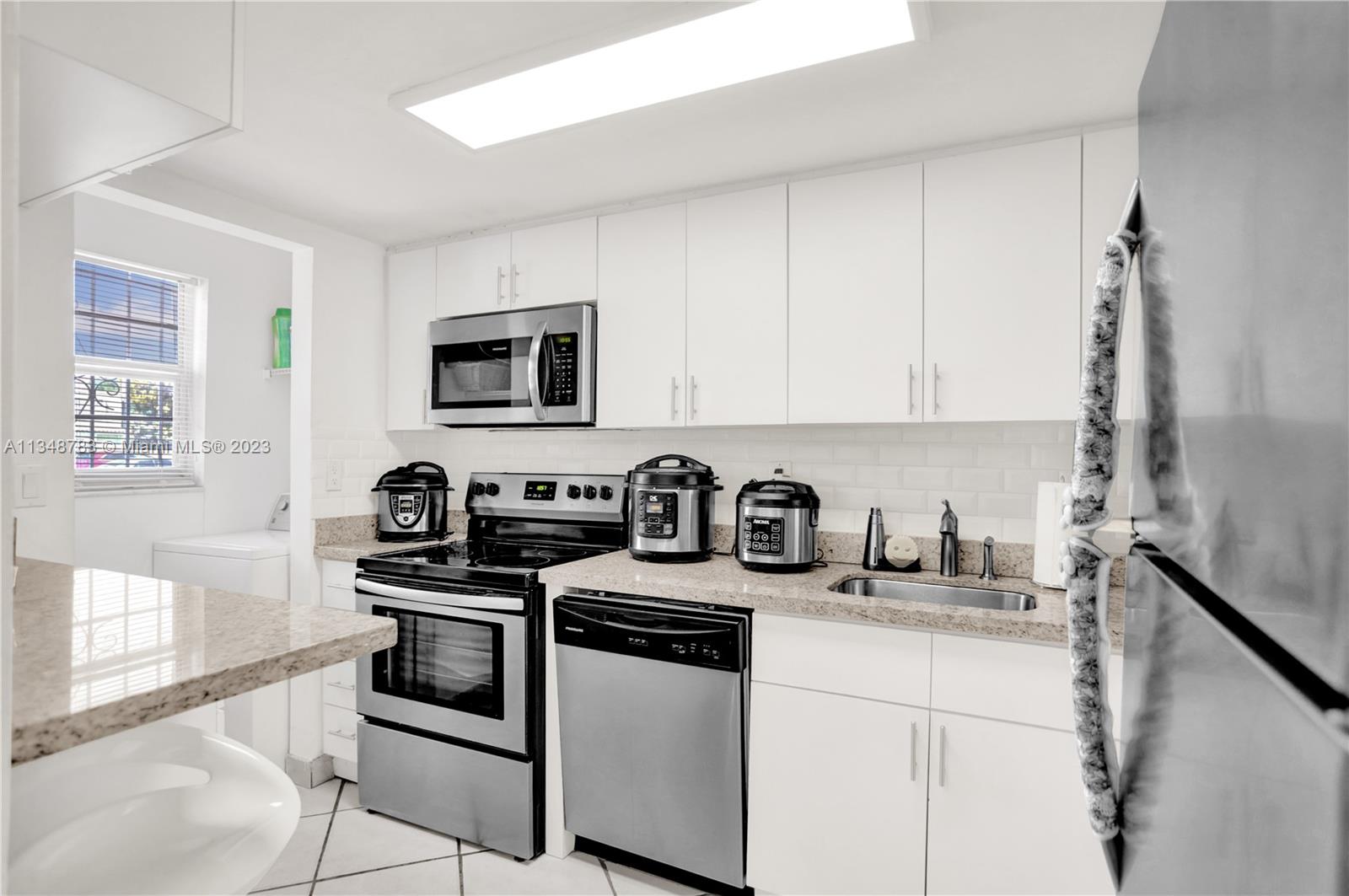 5575 W 17th Ave Unit: 1106