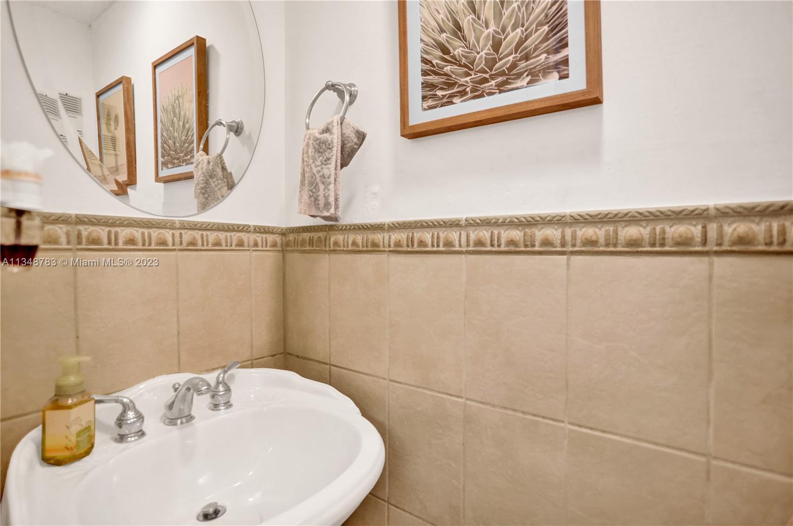 5575 W 17th Ave Unit: 1106