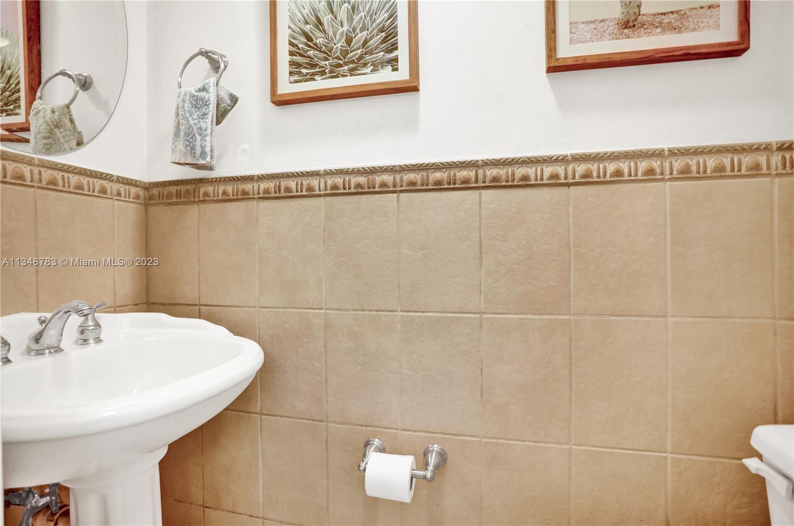 5575 W 17th Ave Unit: 1106