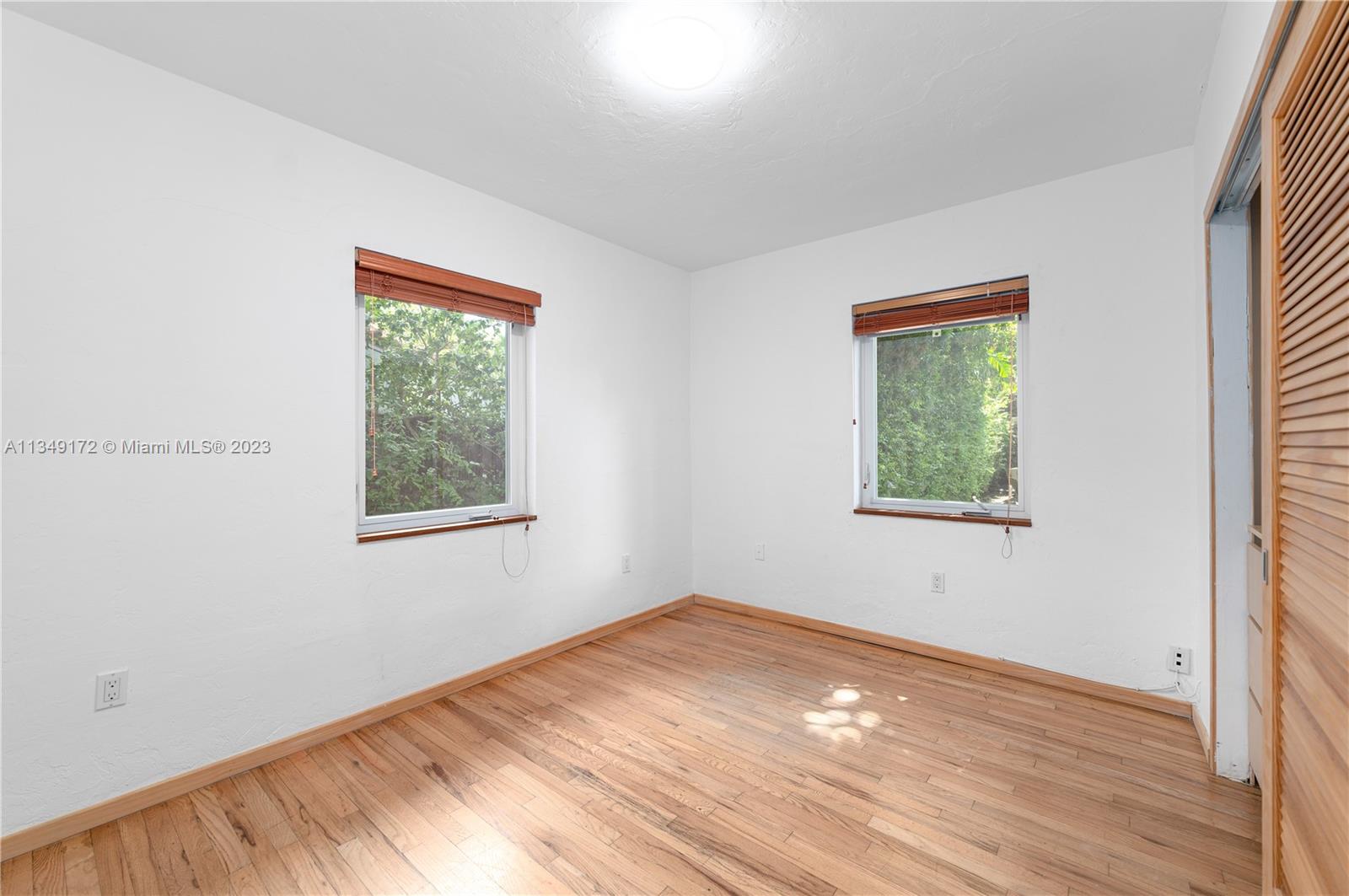 718 NE 87th St Unit: 1
