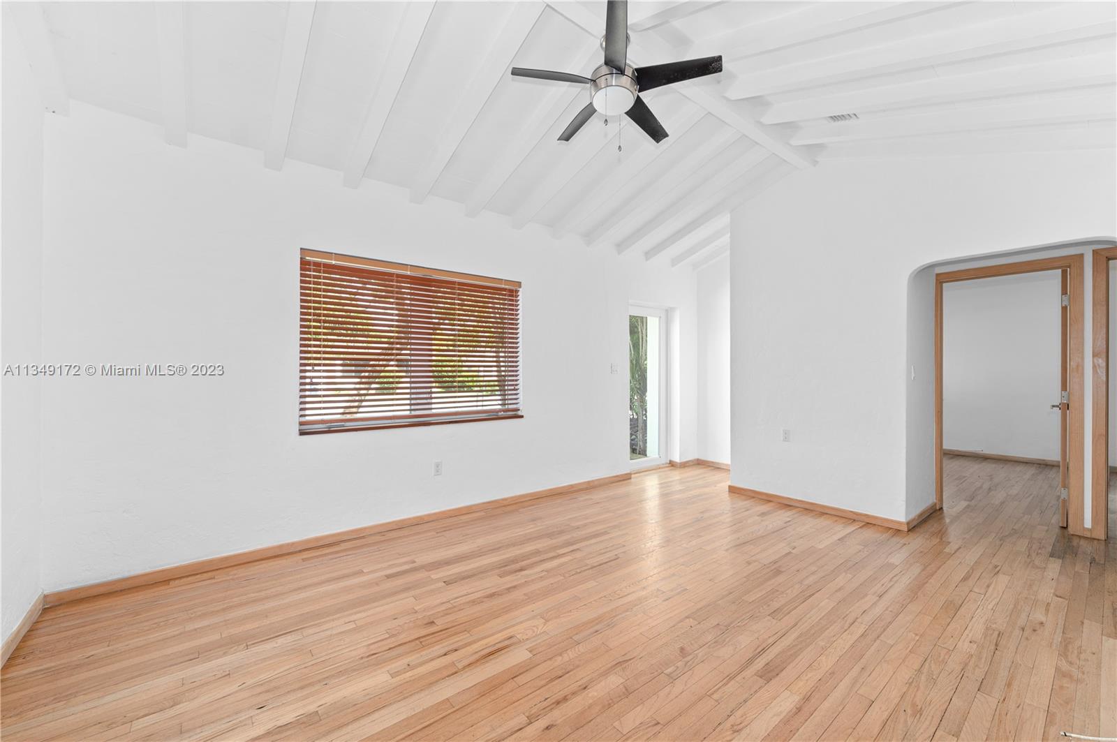 718 NE 87th St Unit: 1