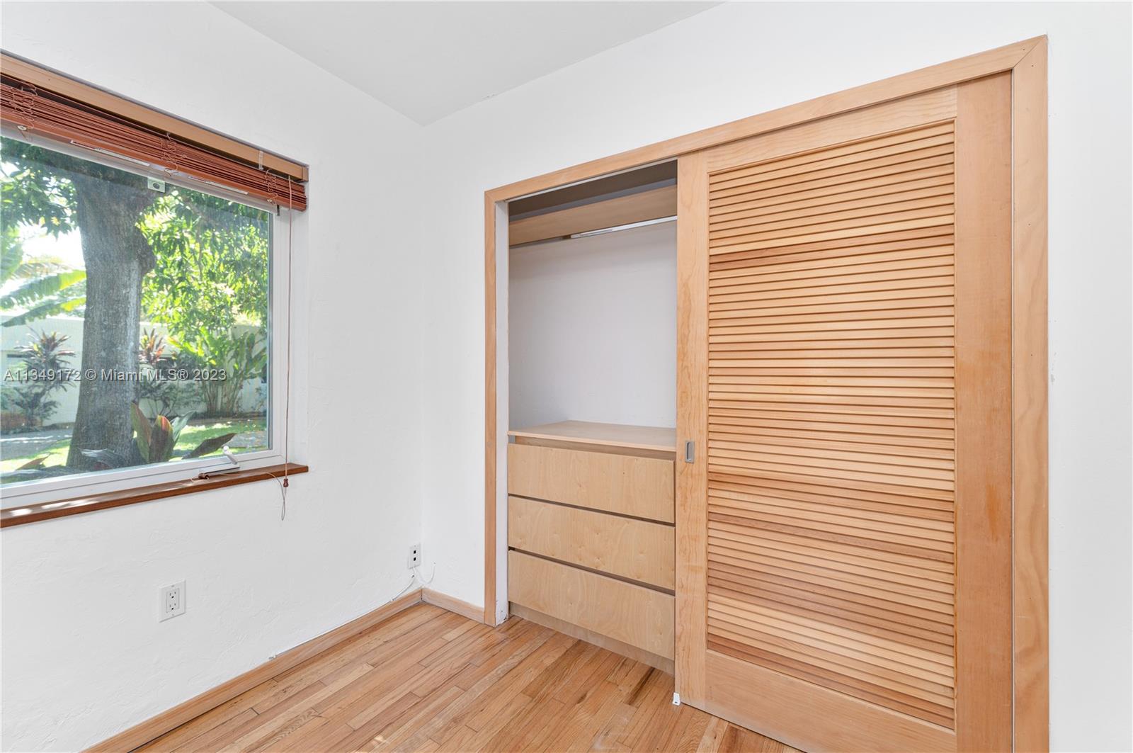 718 NE 87th St Unit: 1