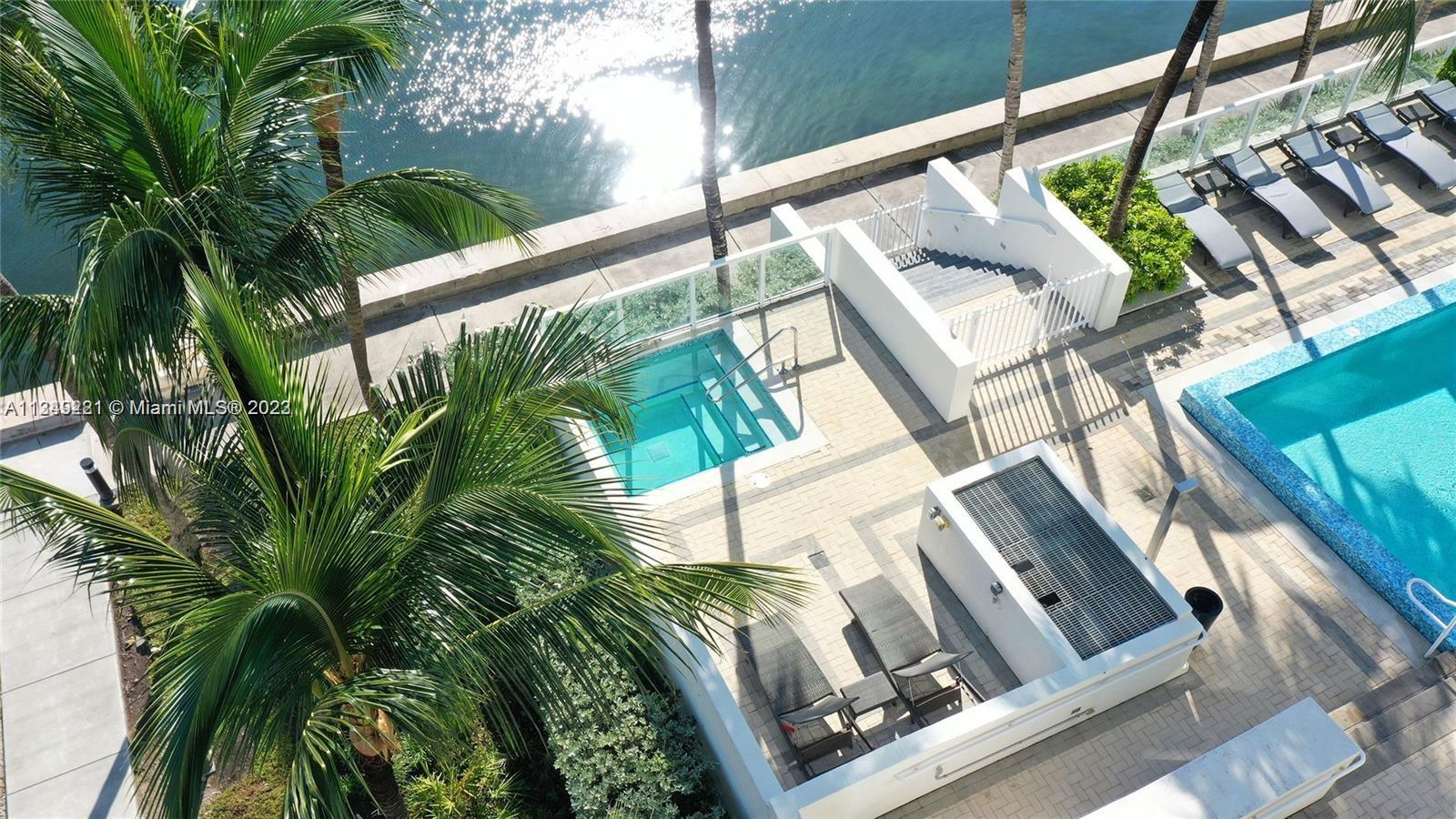 665 NE 25th St Unit: 801