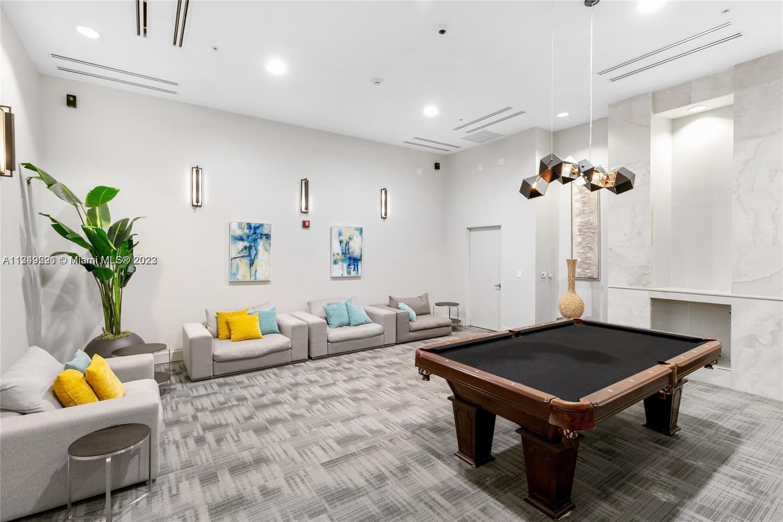 665 NE 25th St Unit: 801