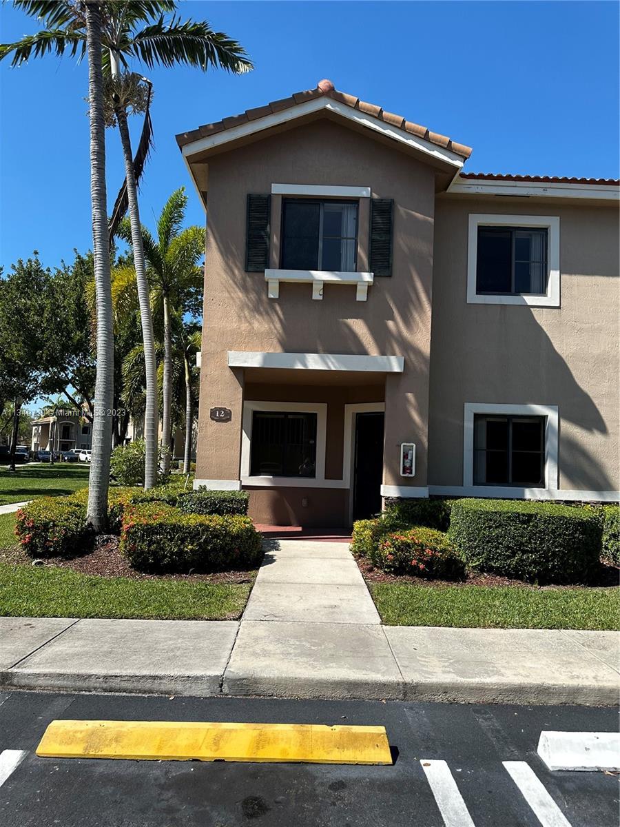 22811 SW 88th Pl Unit: 12-22