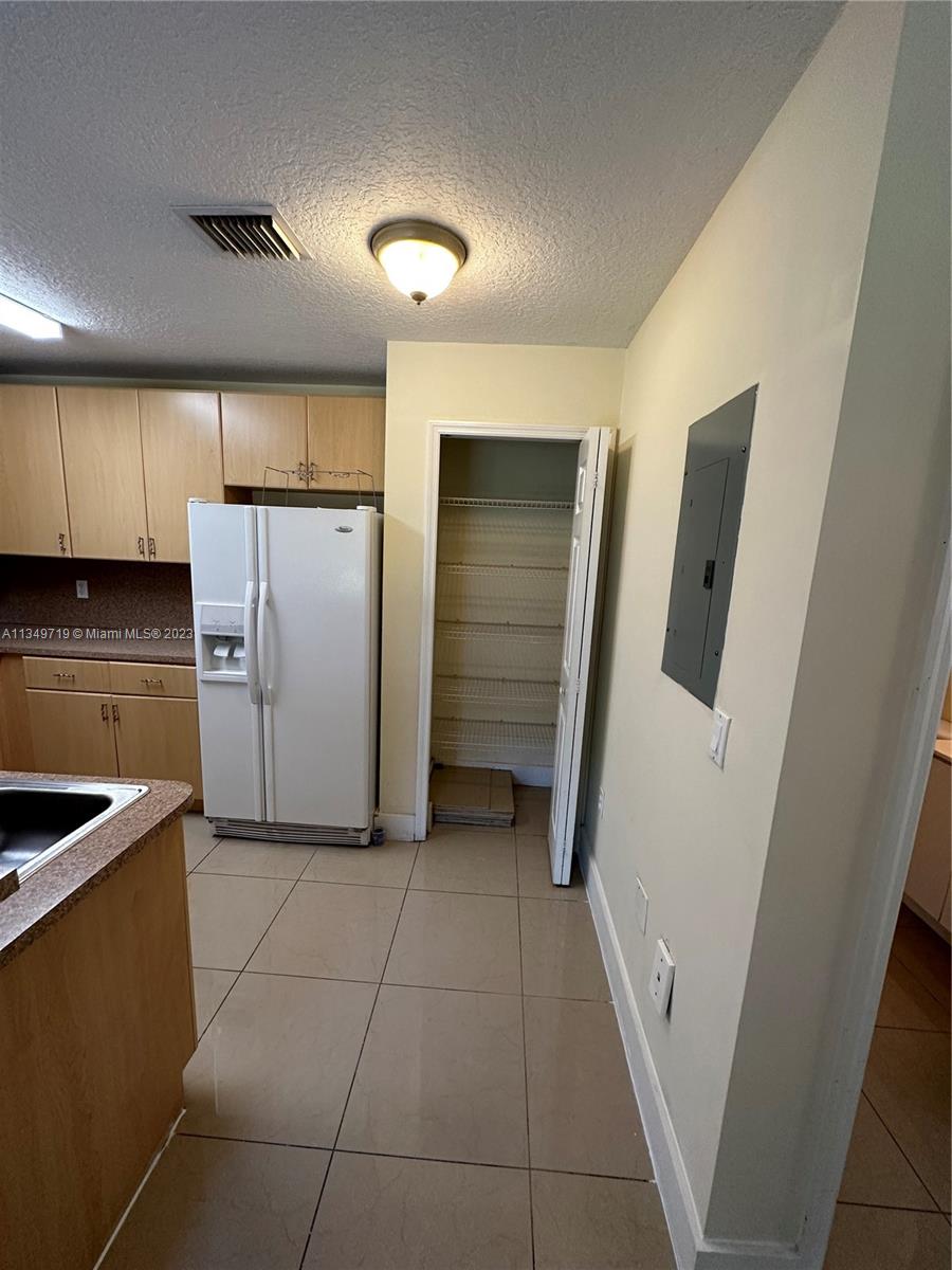 22811 SW 88th Pl Unit: 12-22