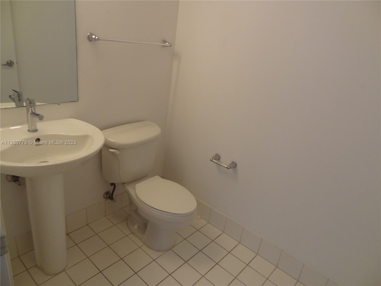 601 NE 36th St Unit: 1705
