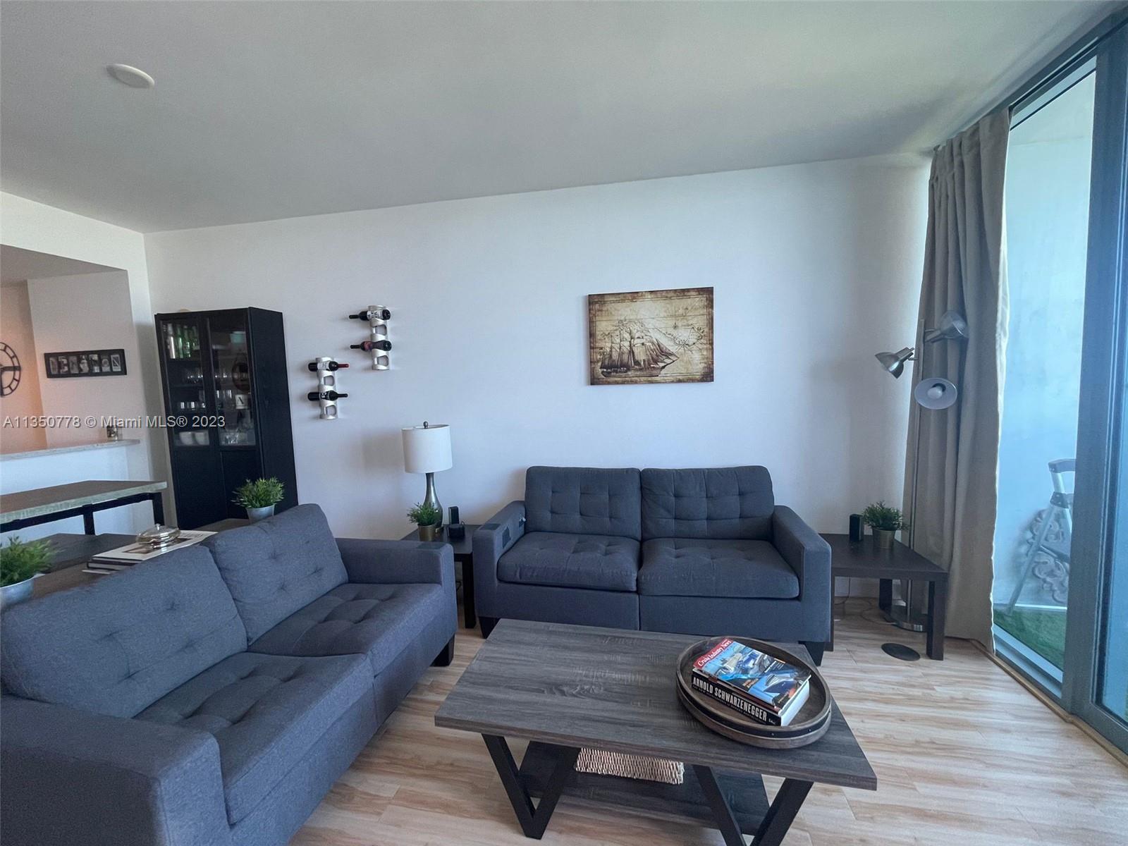 601 NE 36th St Unit: 1705