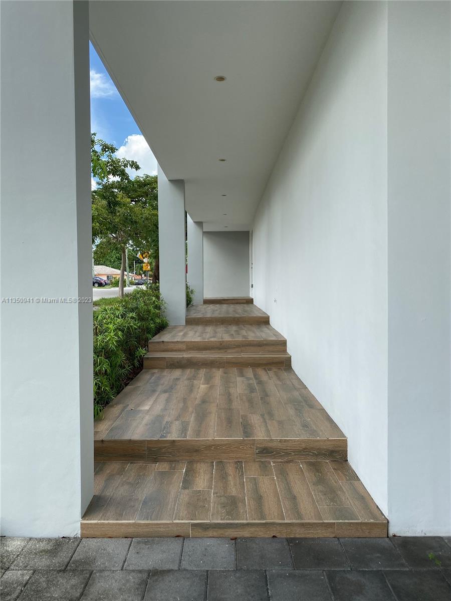 3280 SW 28th St Unit: 3280