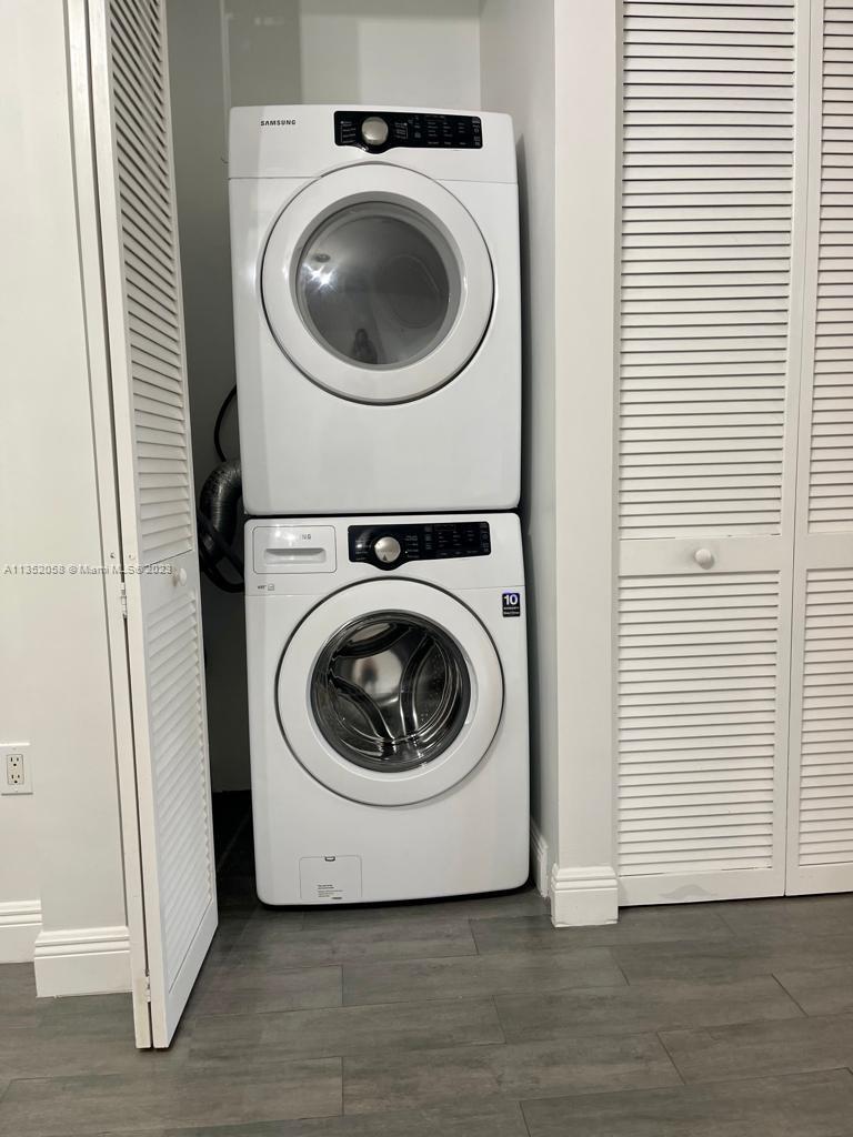 303 SW 13th Ter Unit: 303