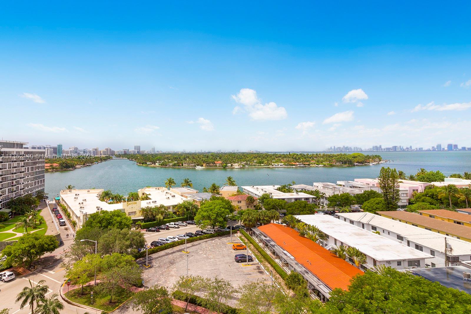 6900 Bay Dr Unit: 11B