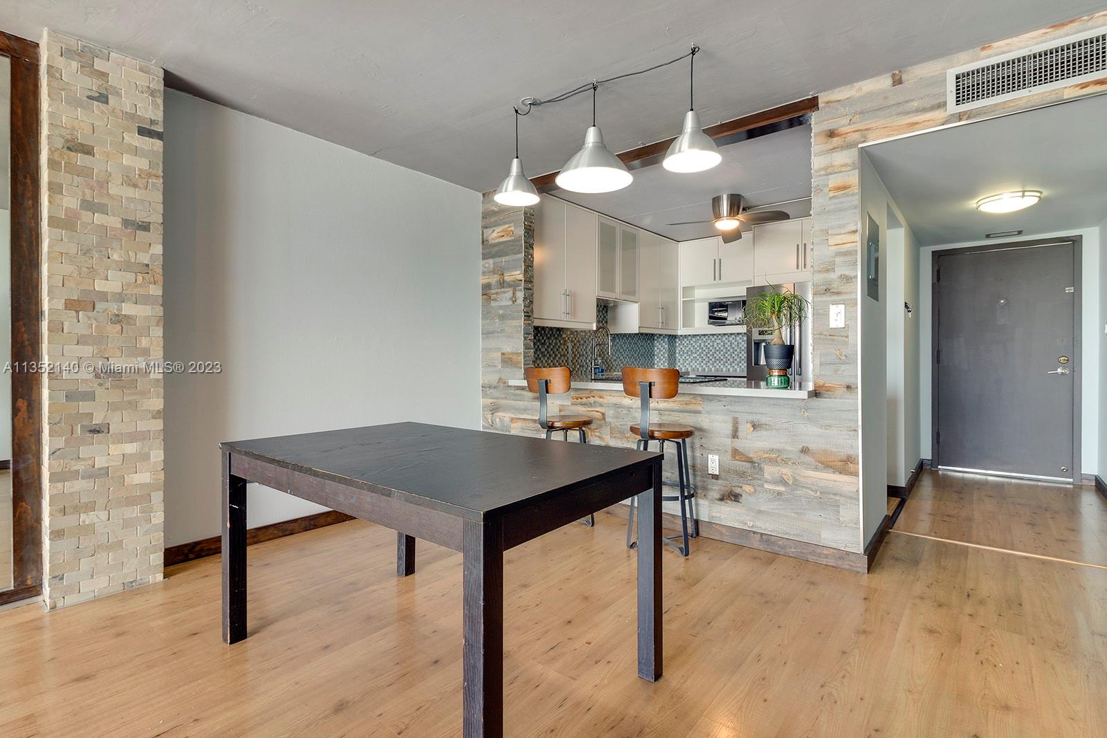 6900 Bay Dr Unit: 11B