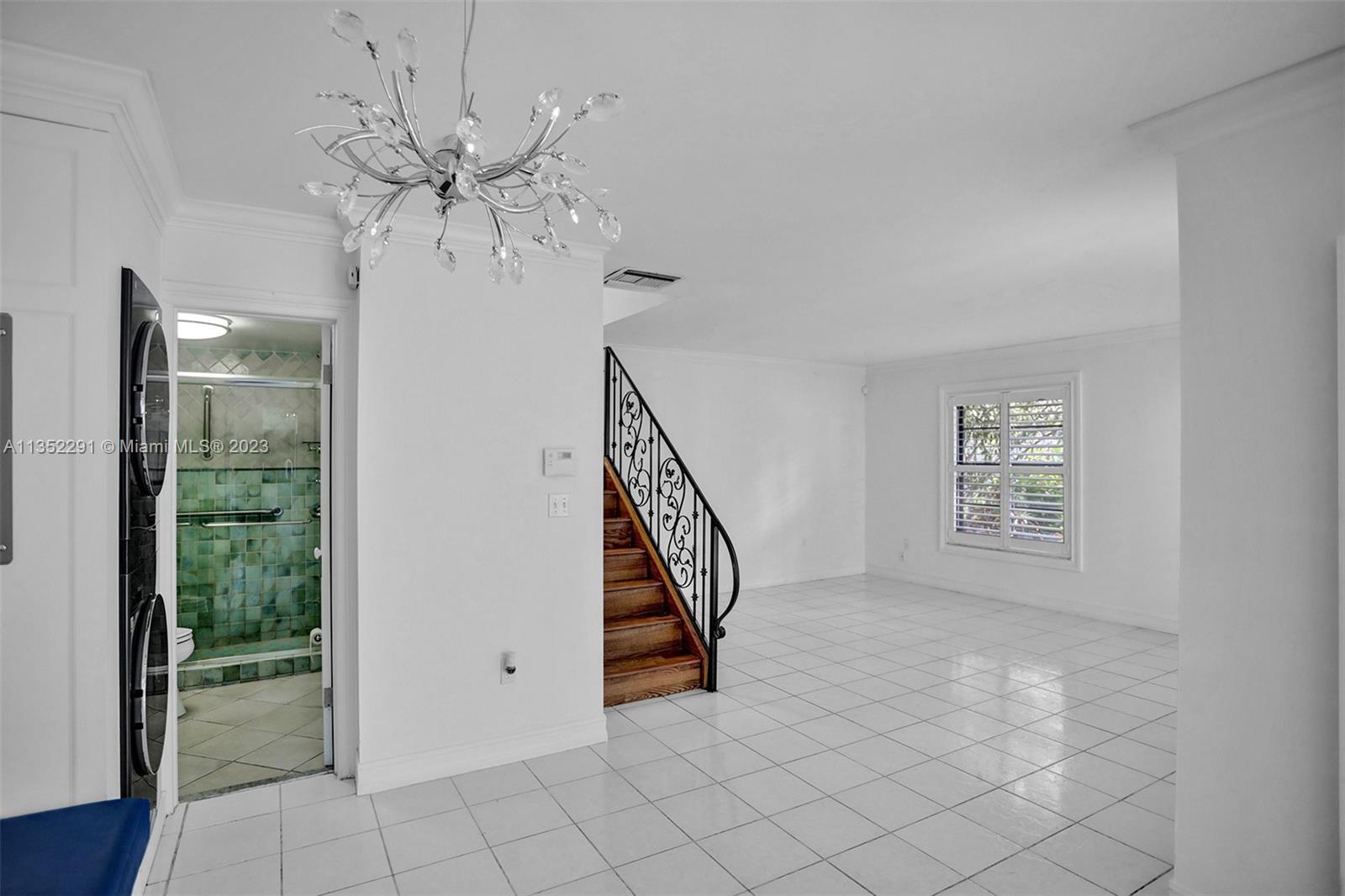 4706 SW 67 Ave Unit: M4