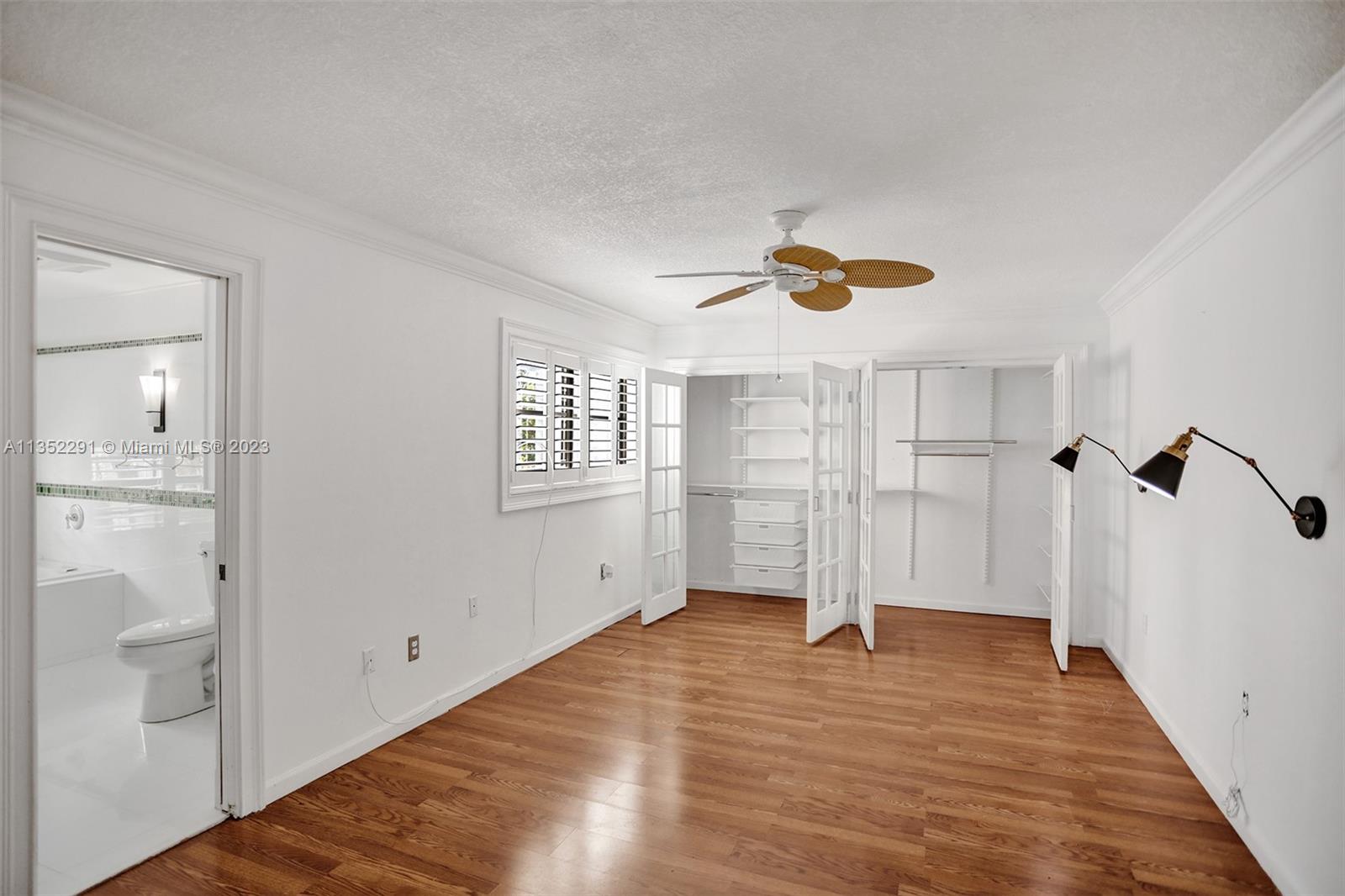 4706 SW 67 Ave Unit: M4