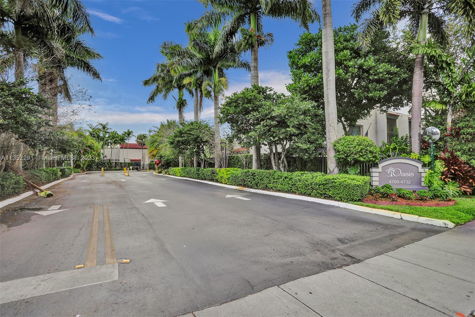 4706 SW 67 Ave Unit: M4