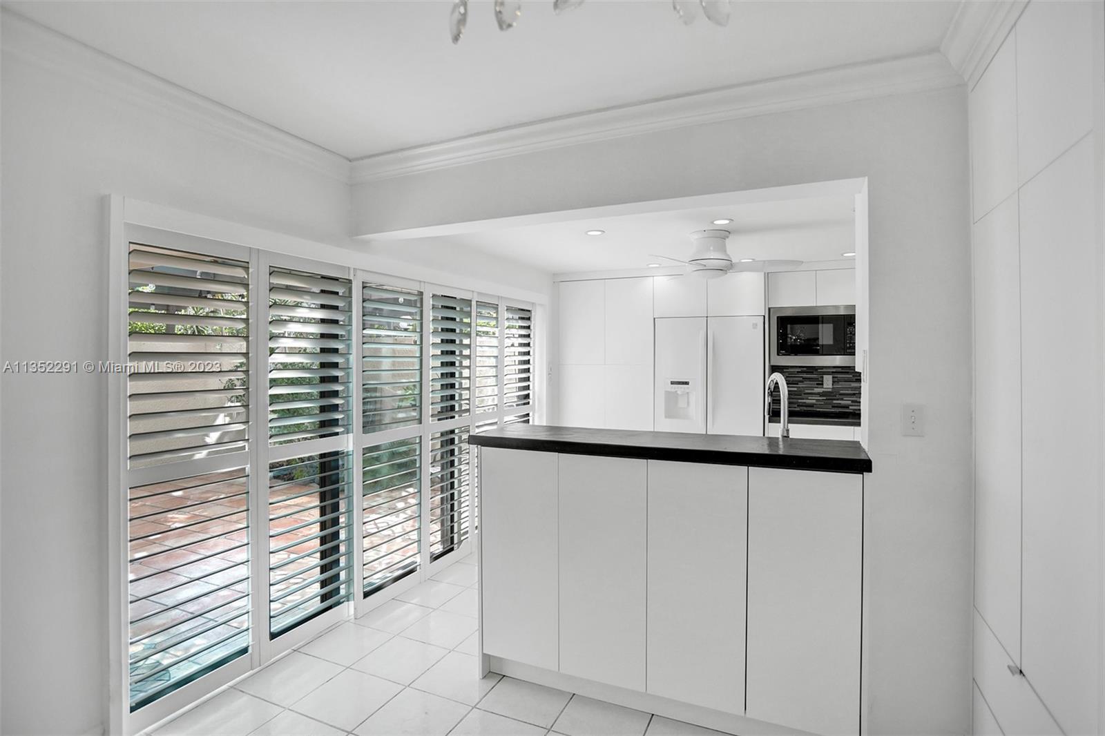 4706 SW 67 Ave Unit: M4