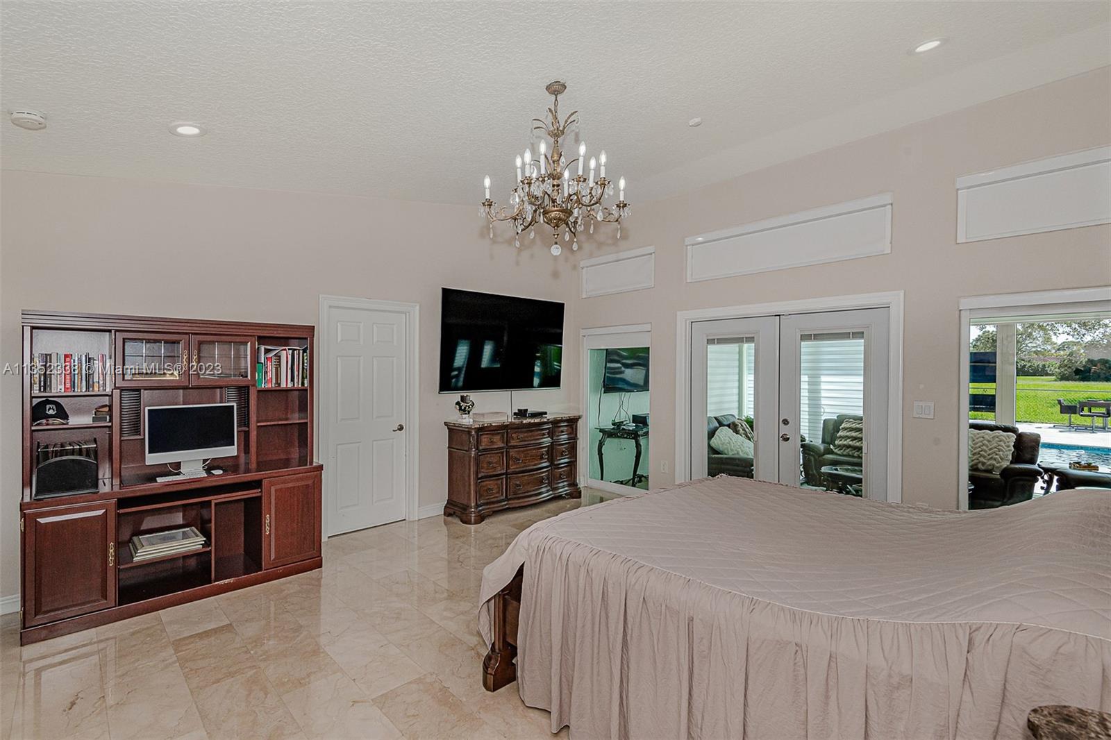 13130 N Calusa Club Dr