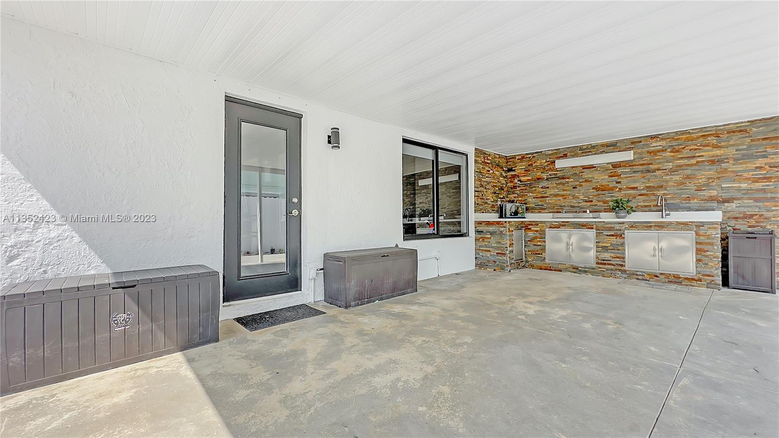 1578 N Goldeneye Ln