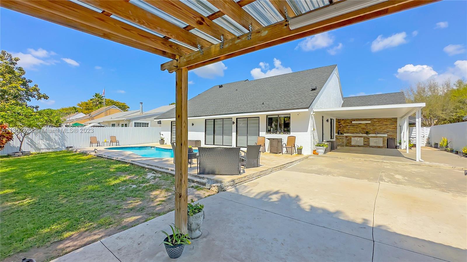 1578 N Goldeneye Ln