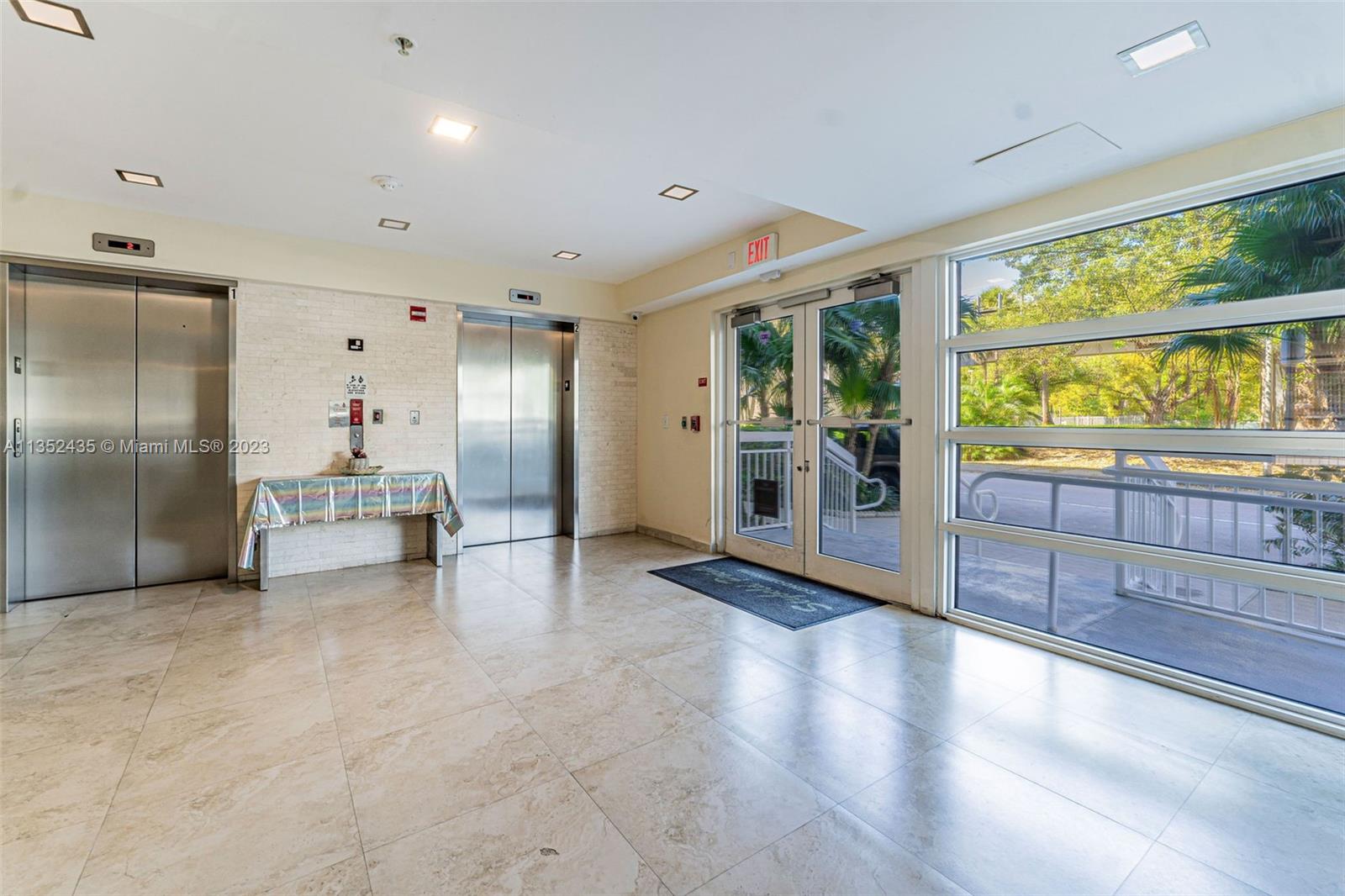 816 NW 11th St Unit: 1103