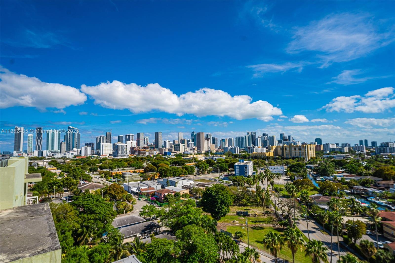 816 NW 11th St Unit: 1103