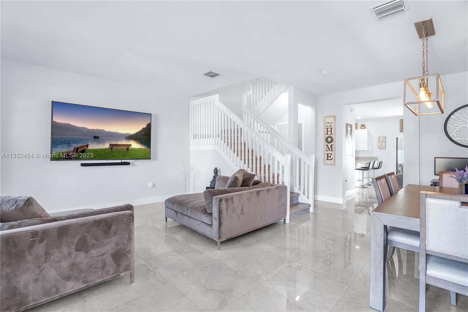 3388 W 105th Ter