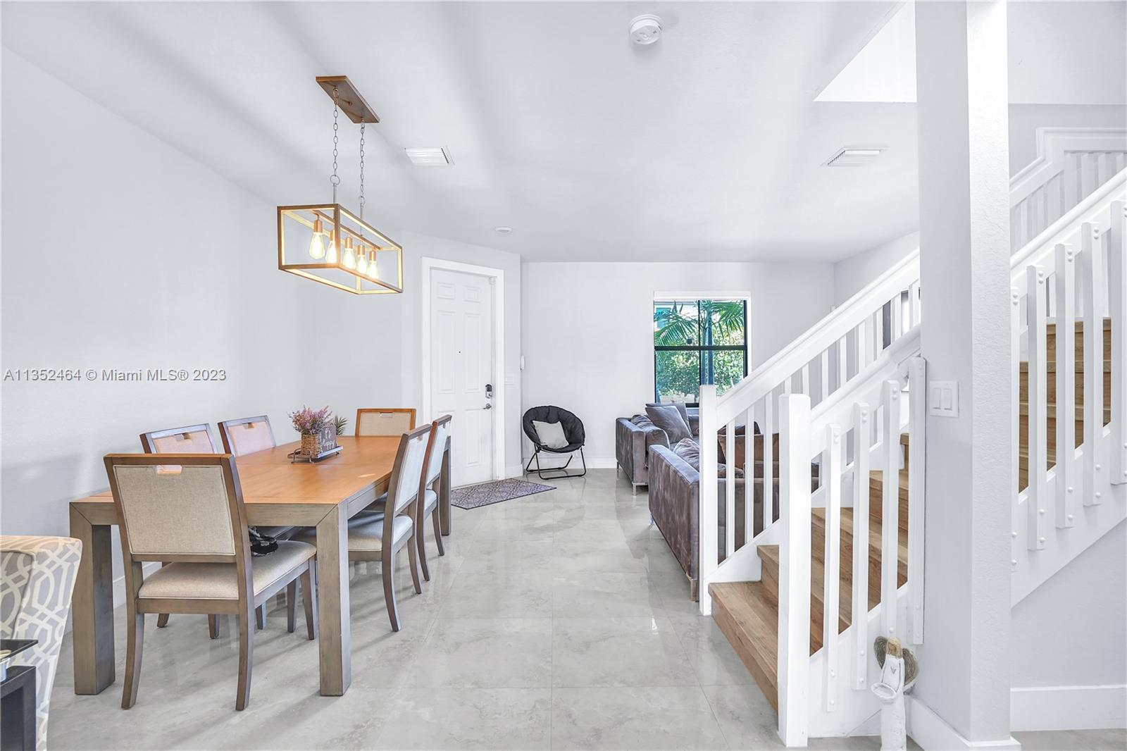 3388 W 105th Ter