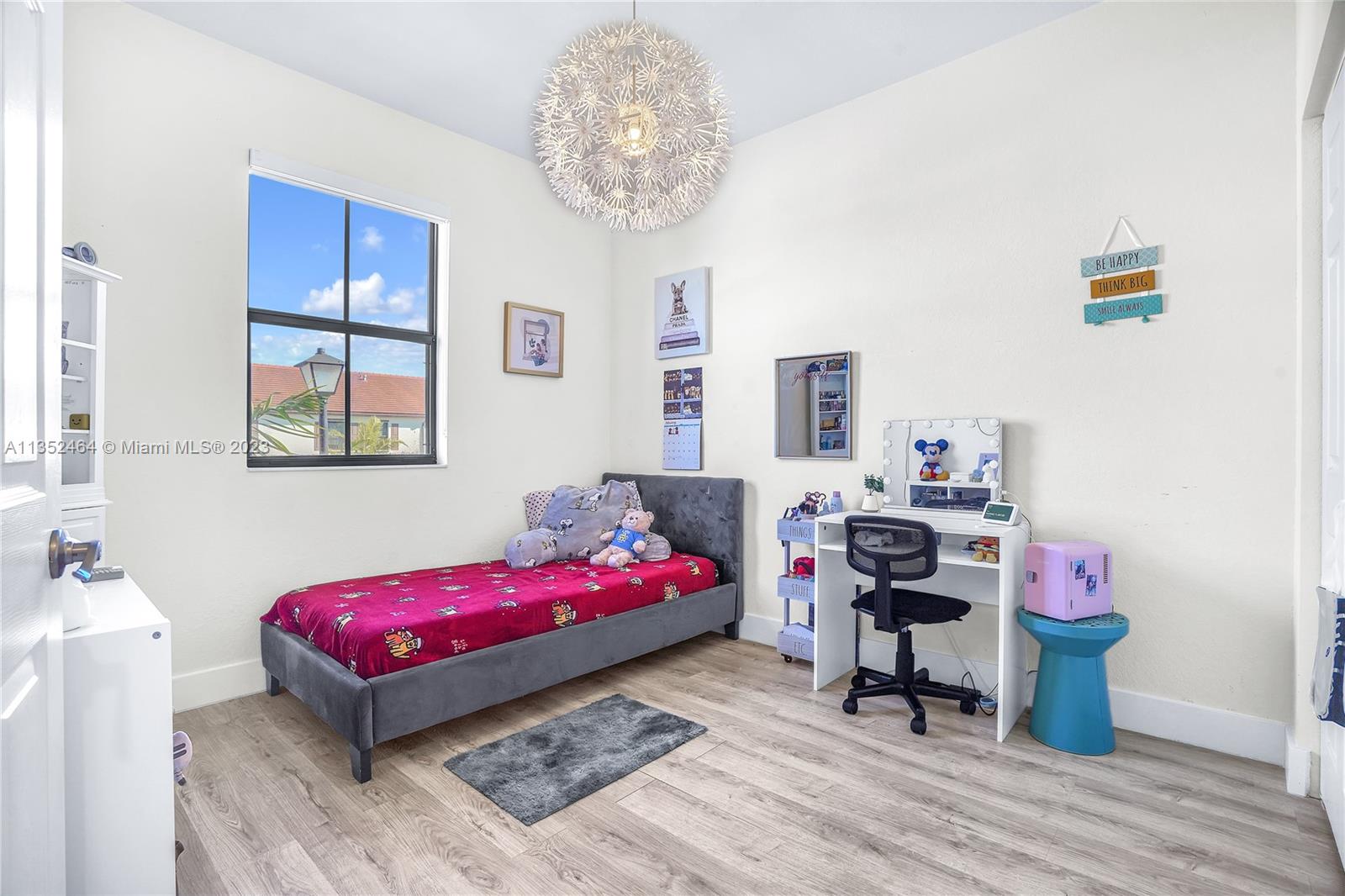 3388 W 105th Ter