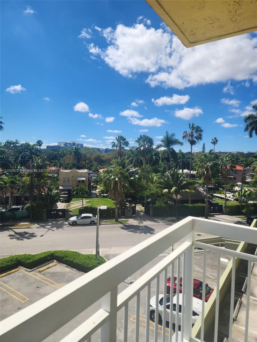 816 NW 11th St Unit: 408
