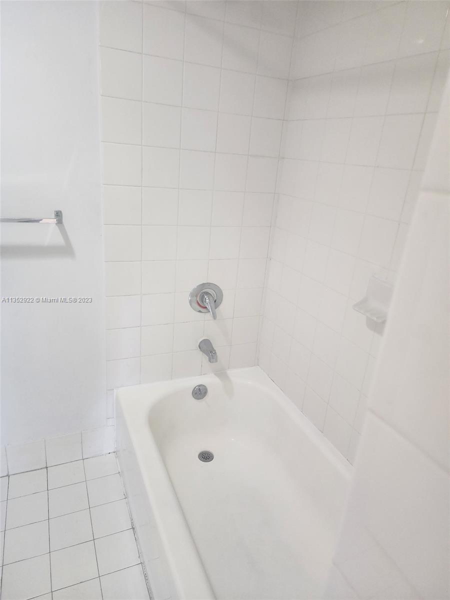 816 NW 11th St Unit: 408