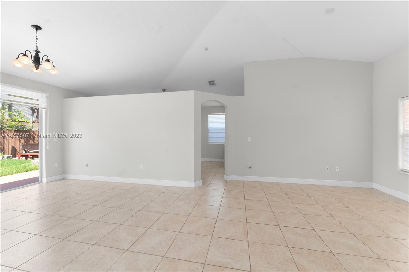 16834 NW 89th Ct