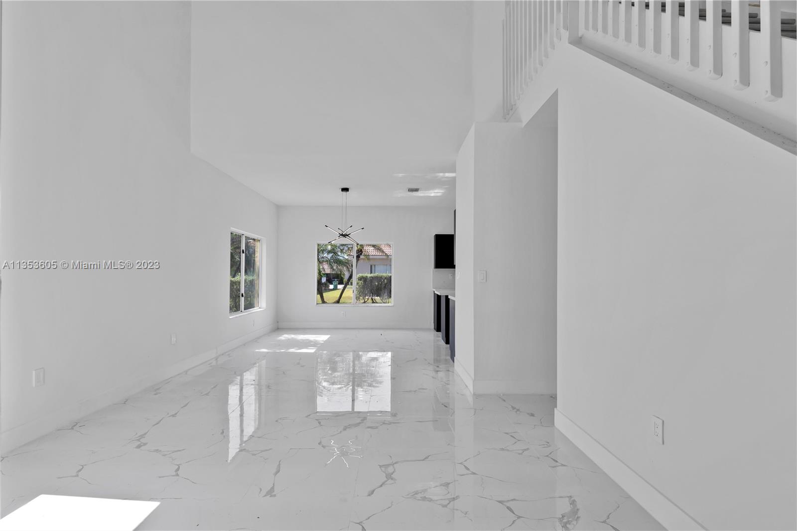 480 SE 25th Dr