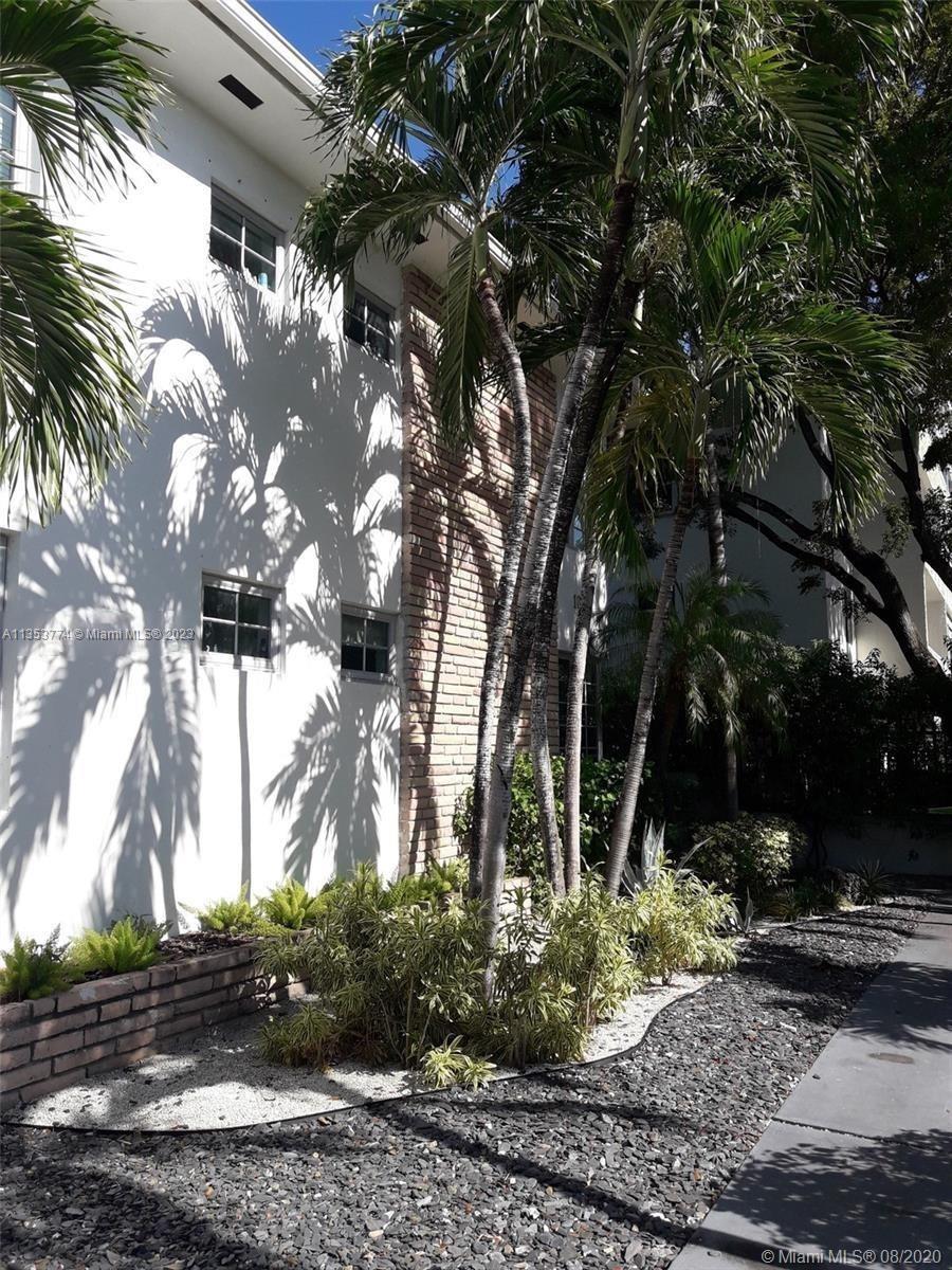 1045 Lenox Ave Unit: 3