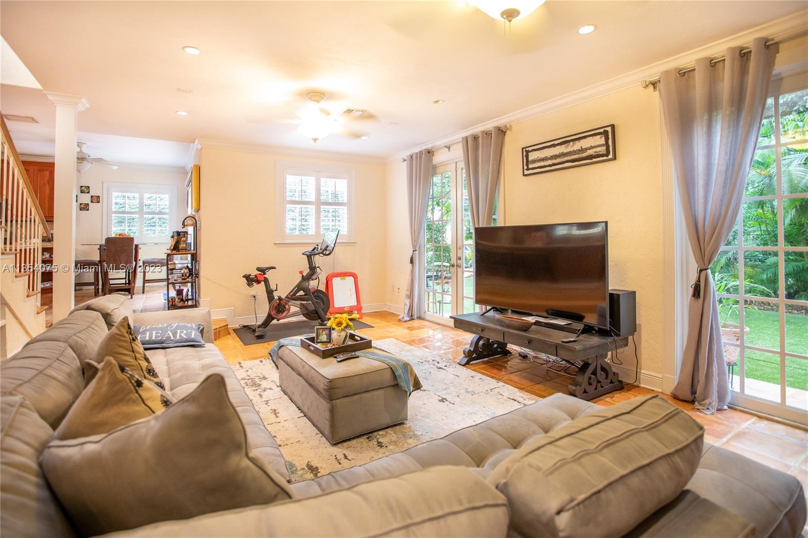 135 Cadima Ave