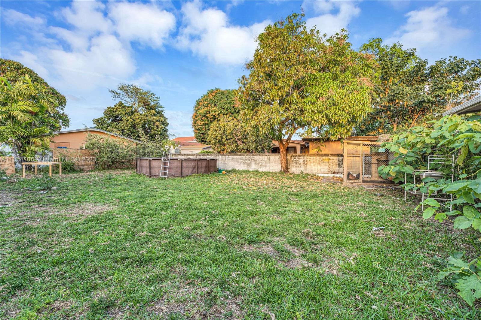 351 SW 29th Ct