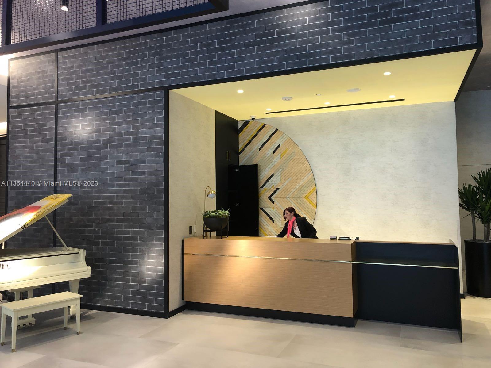 3401 NE 1 AV Unit: 1207