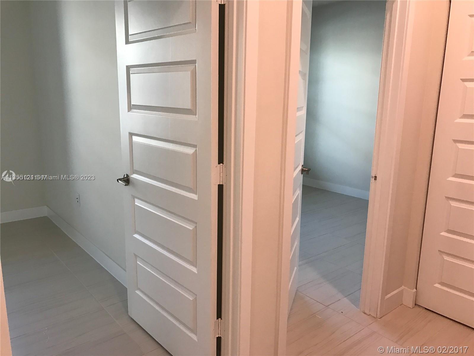 7805 NW 104th Ave Unit: 4