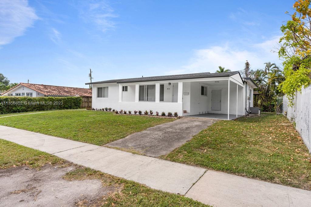 1810 SW 70th Ave