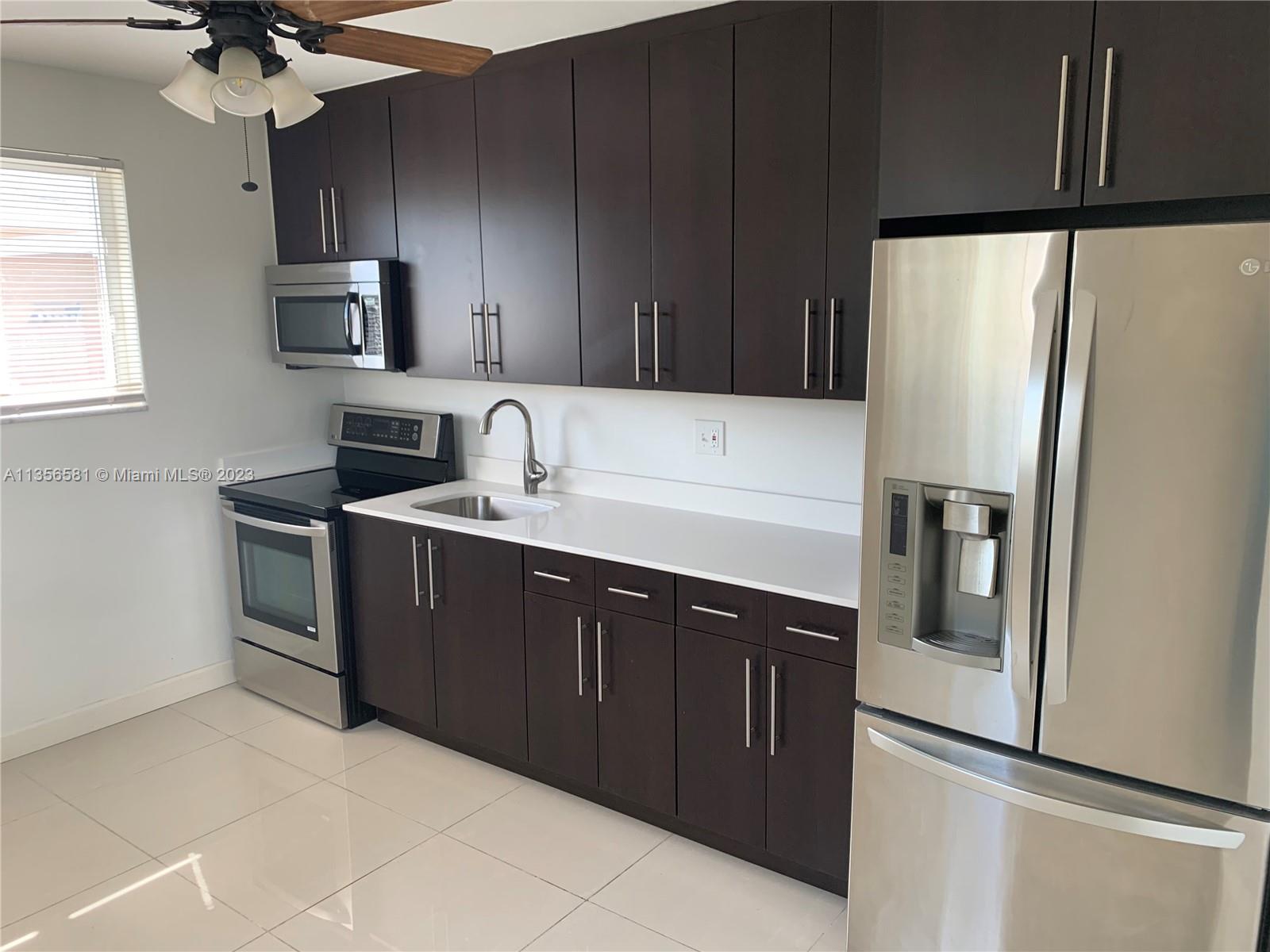 1200 SW 31st Ave Unit: 1
