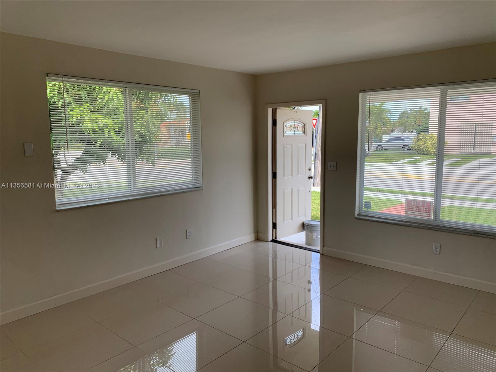 1200 SW 31st Ave Unit: 1