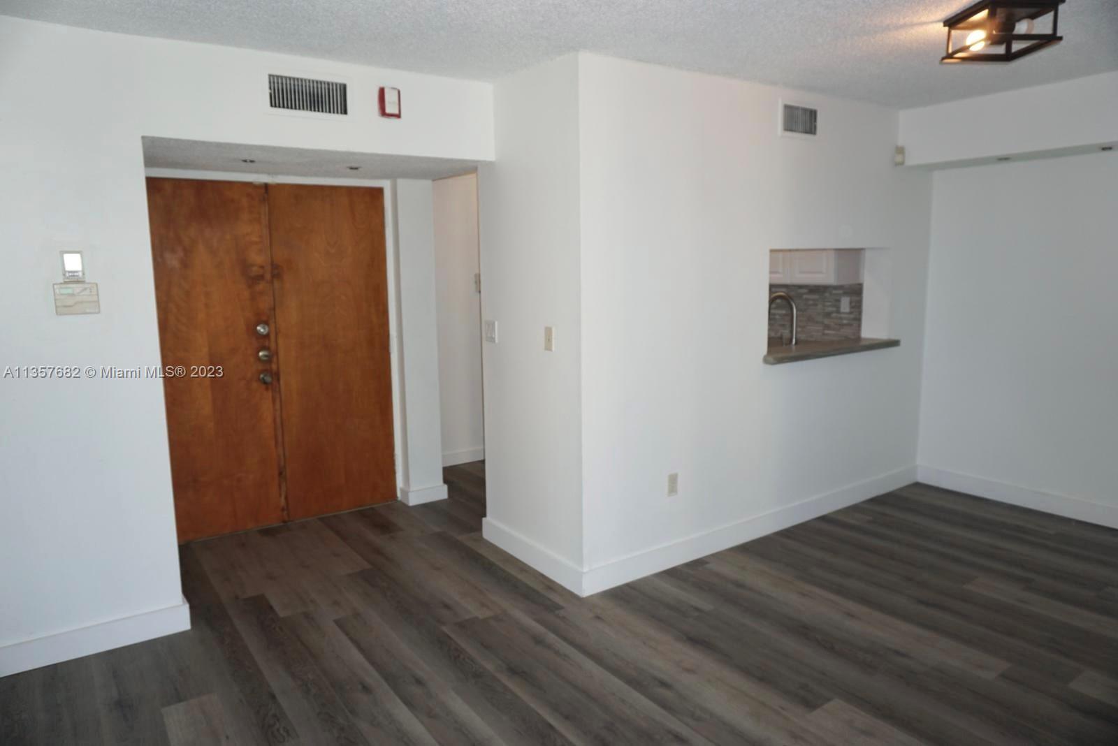 11780 SW 18th St Unit: 317