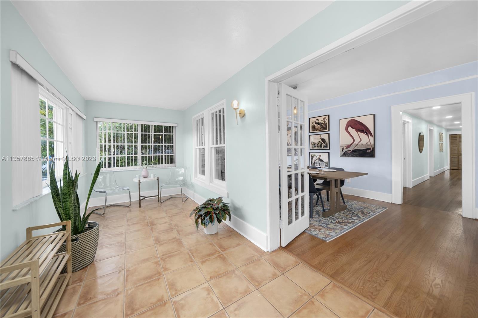 1633 SW 11th Ter