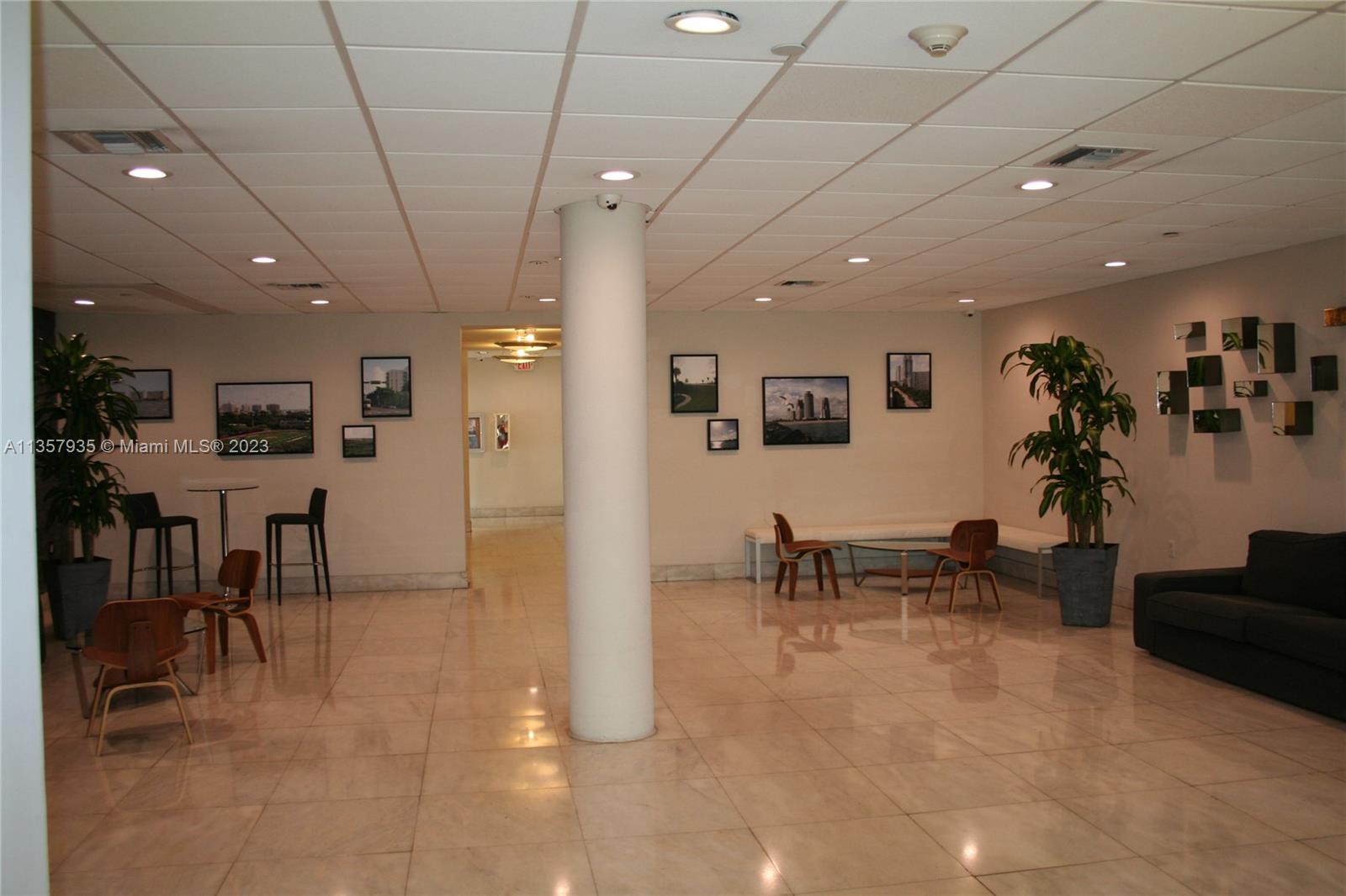 1035 West Ave # 608