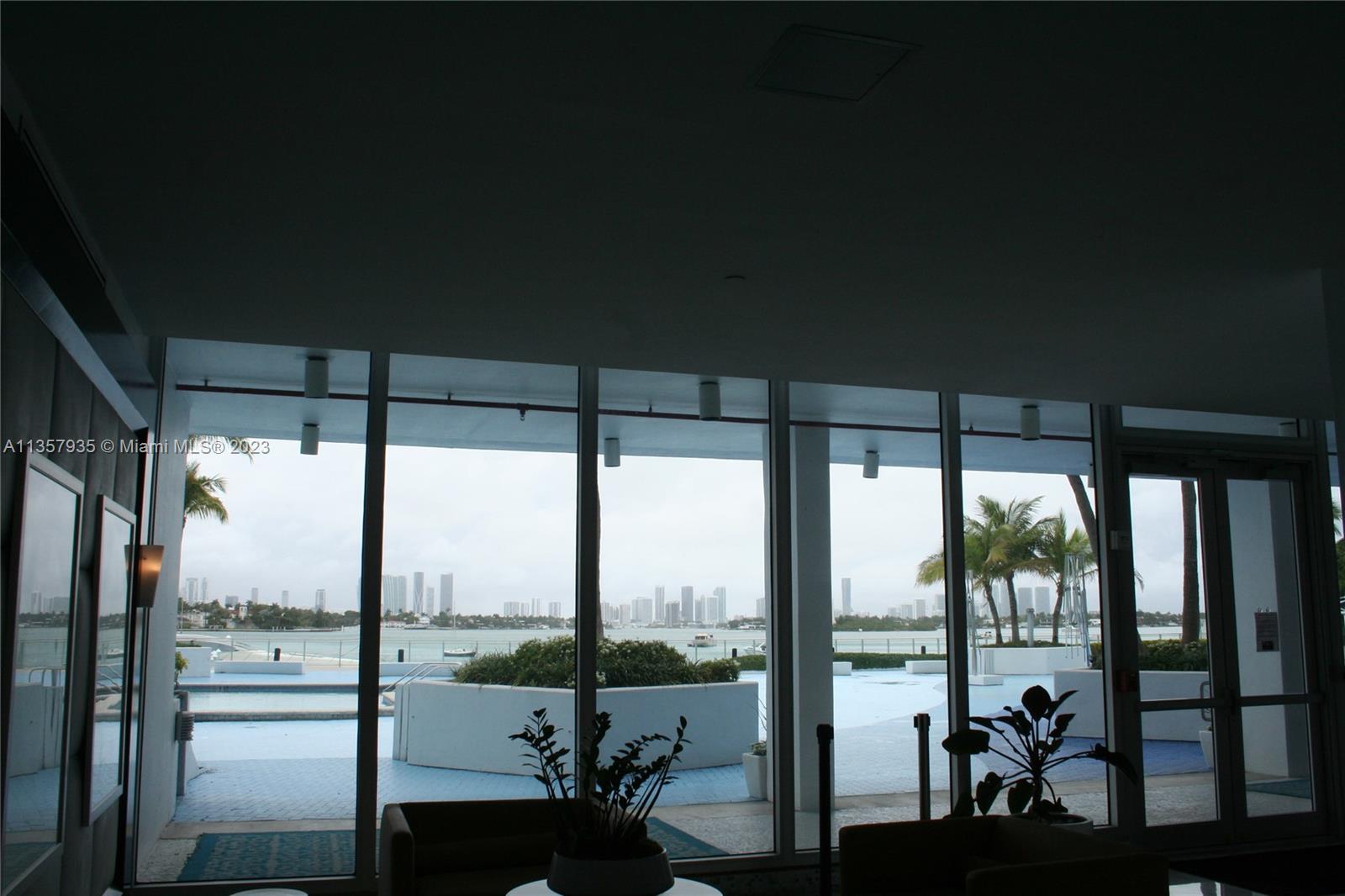 1035 West Ave # 608