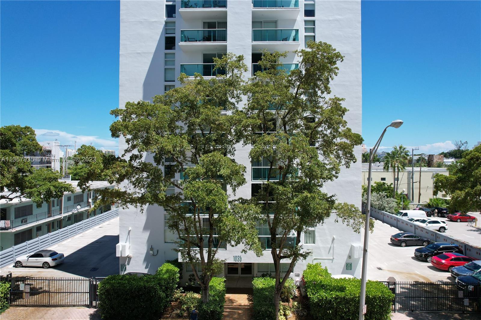 1035 West Ave # 608