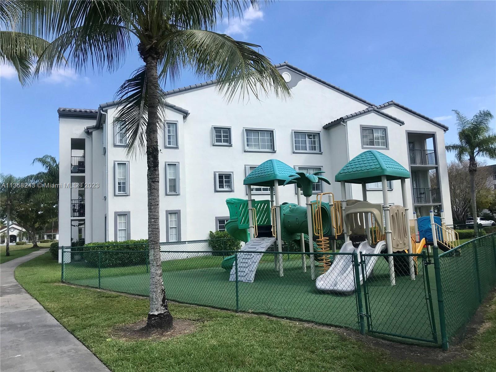 4360 NW 107 AV Unit: 306