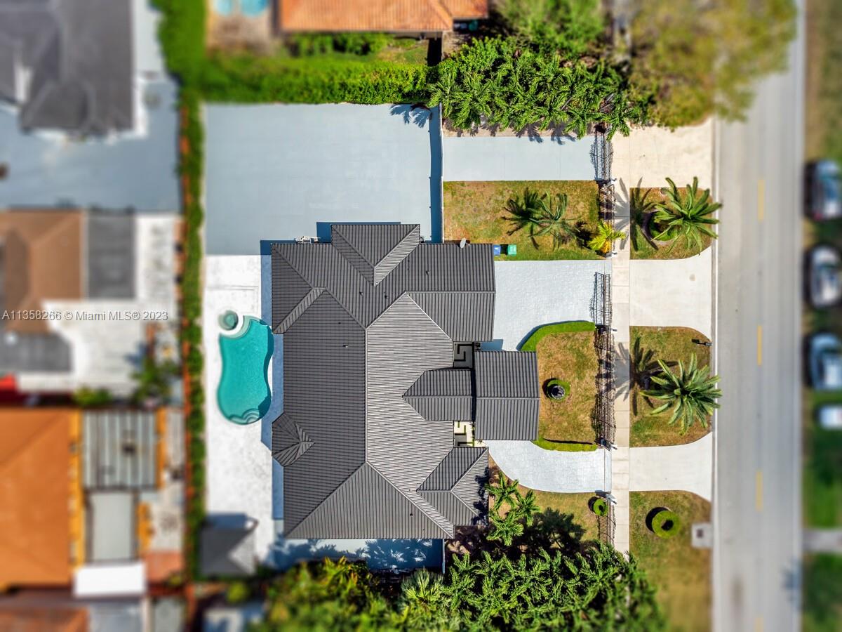 12475 NW 6th St