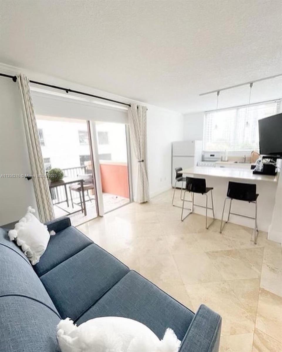 2951 S Bayshore Dr Unit: 717